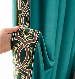 CURTAIN 5