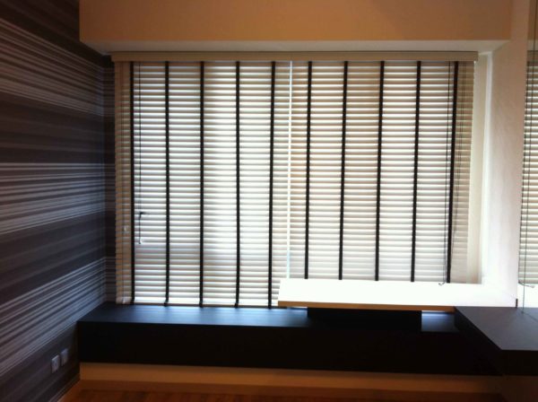 Venetian office Windows blinds